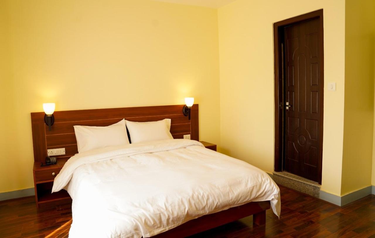 Hotel Claire Inn Kathmandu Exteriör bild